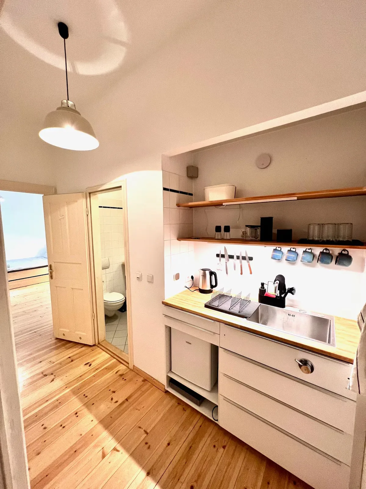 Zwei Zimmer zum grünen Innenhof in Friedrichshain – ca. 50 m² · Bild 2