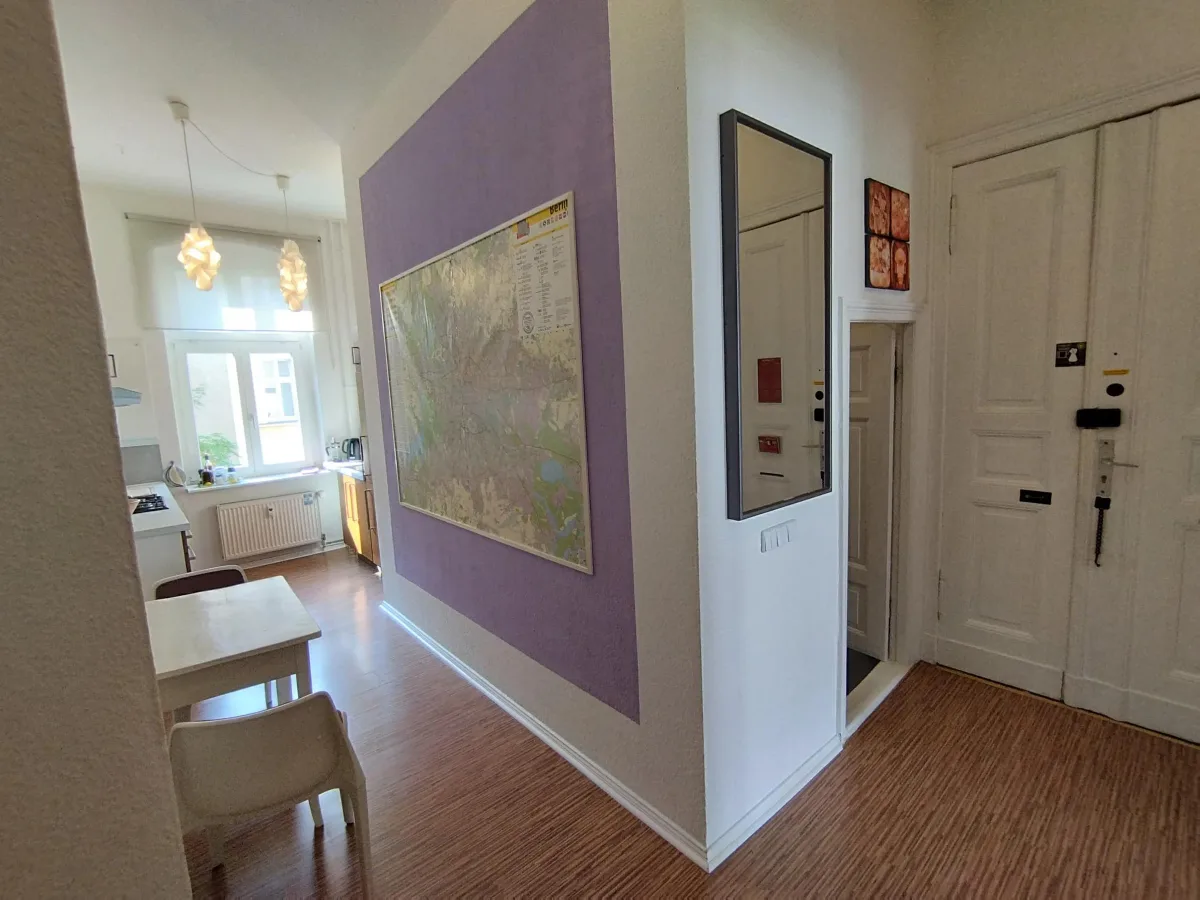 Helle 2-Zimmer-Altbauwohnung mit Stuck und Dielen am Helmholtzplatz · Bild 17