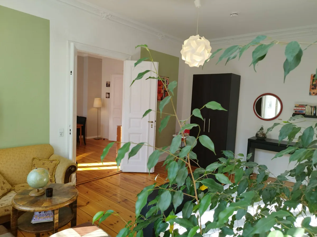 Helle 2-Zimmer-Altbauwohnung mit Stuck und Dielen am Helmholtzplatz · Bild 28