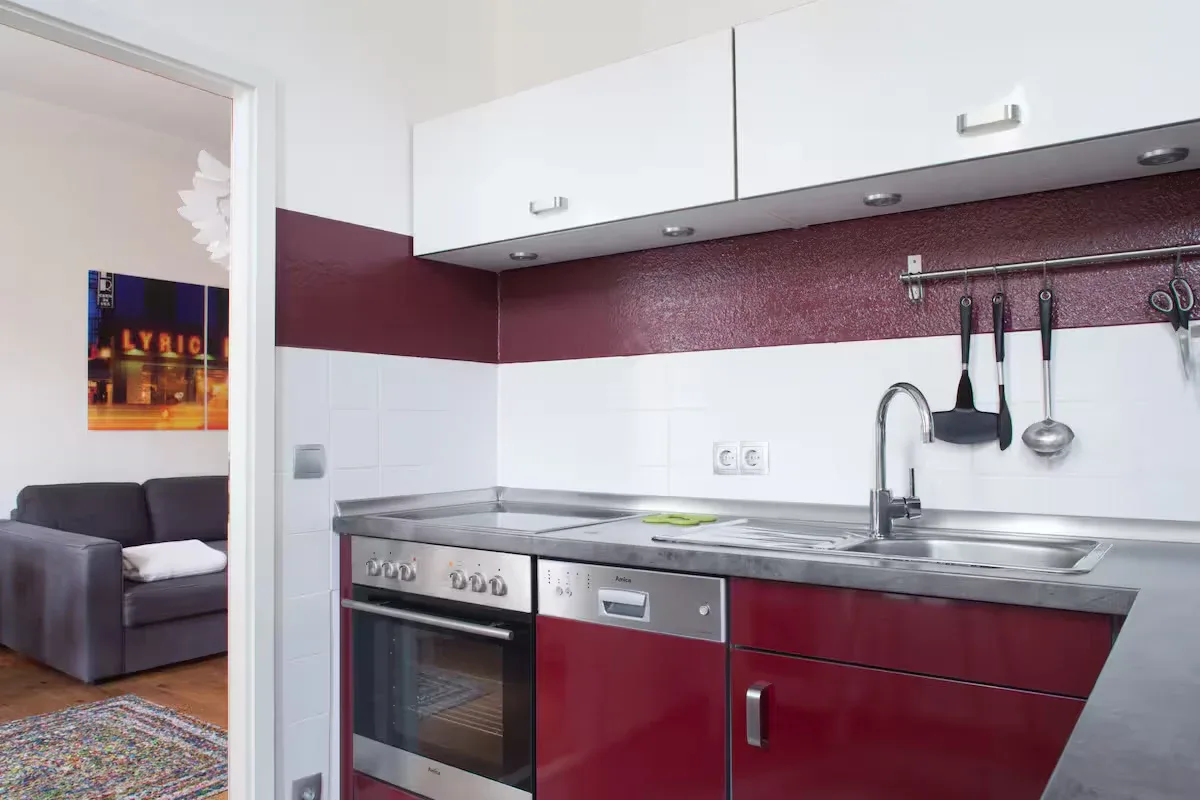 Ruhige Zweizimmerwohnung im Charlottenburger Altbau – ca. 60 m² · Bild 11
