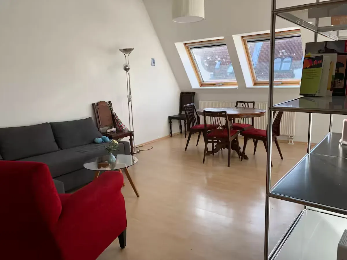 Helle Zweizimmerwohnung im Dachgeschoss nahe Mauerpark – ca. 50 m² · Bild 7